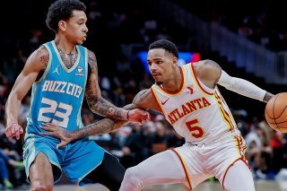 Dejounte Murray (5) a brillé samedi face aux Hornets KEYSTONE/EPA/ERIK S. LESSER